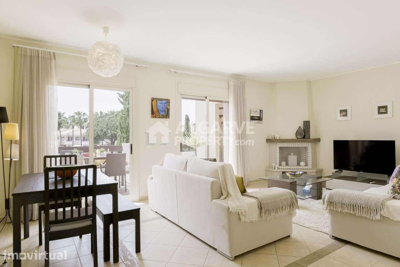 Apartamento T2 Luxuoso num Resort  junto ao Golfe - Grande imagem: 2/21