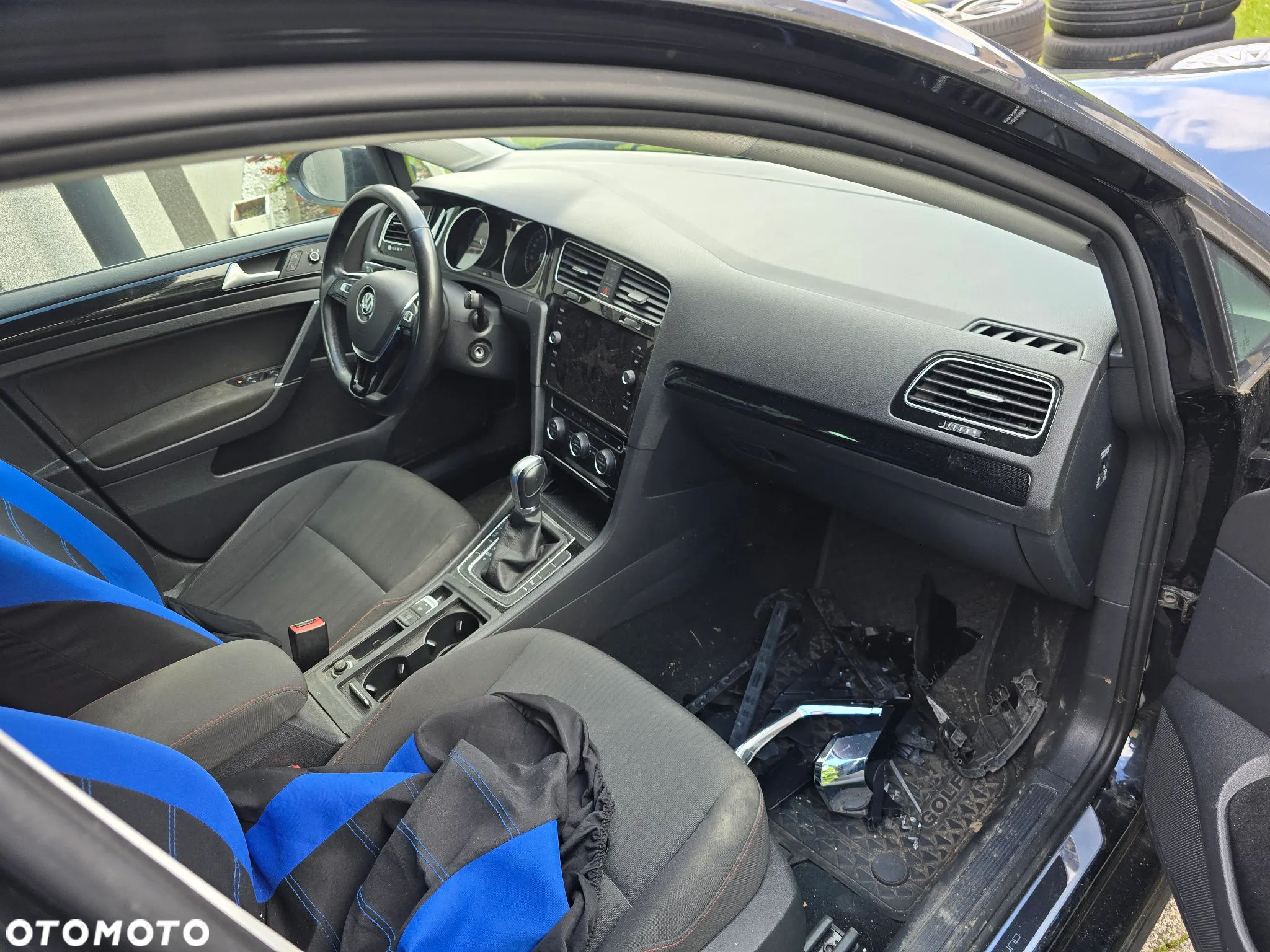 Volkswagen Golf 2.0 TDI DSG Sound - 17