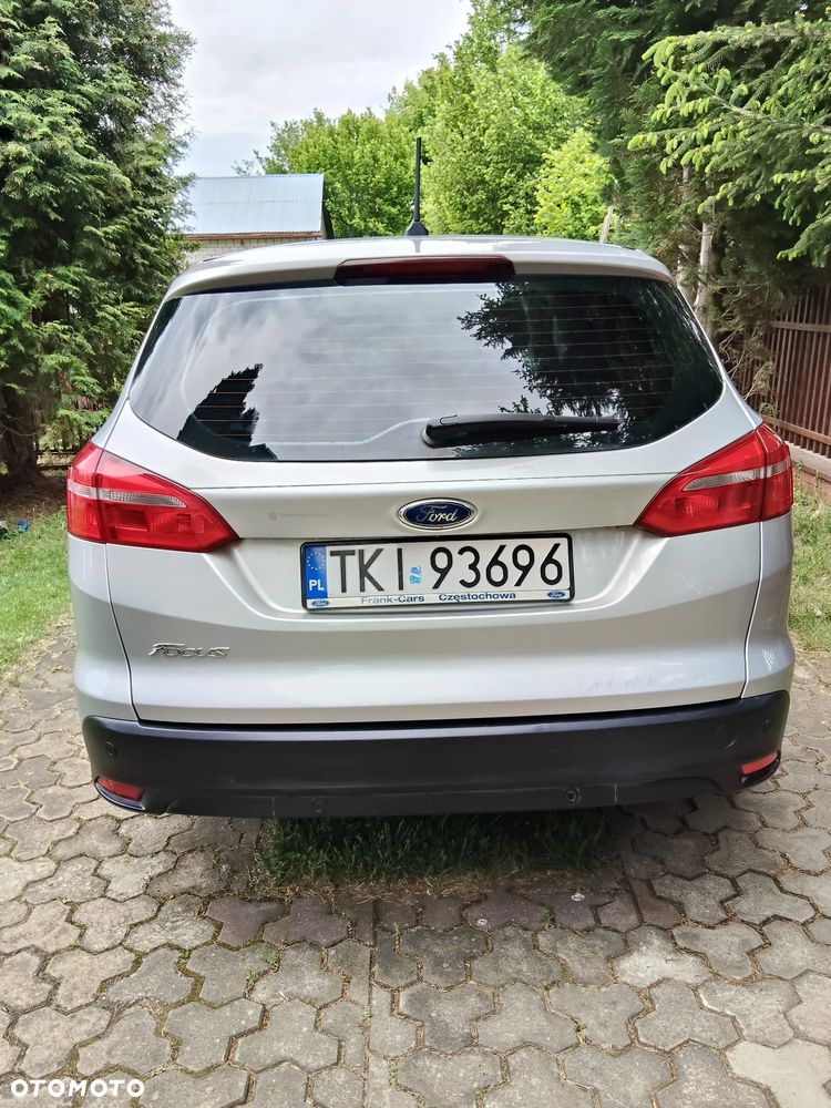 Ford Focus 1.5 TDCi SYNC Edition - 4