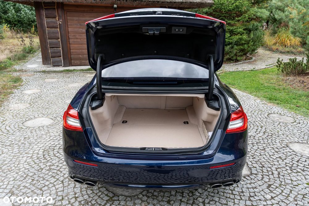 Maserati Quattroporte Q4 GranLusso S - 20