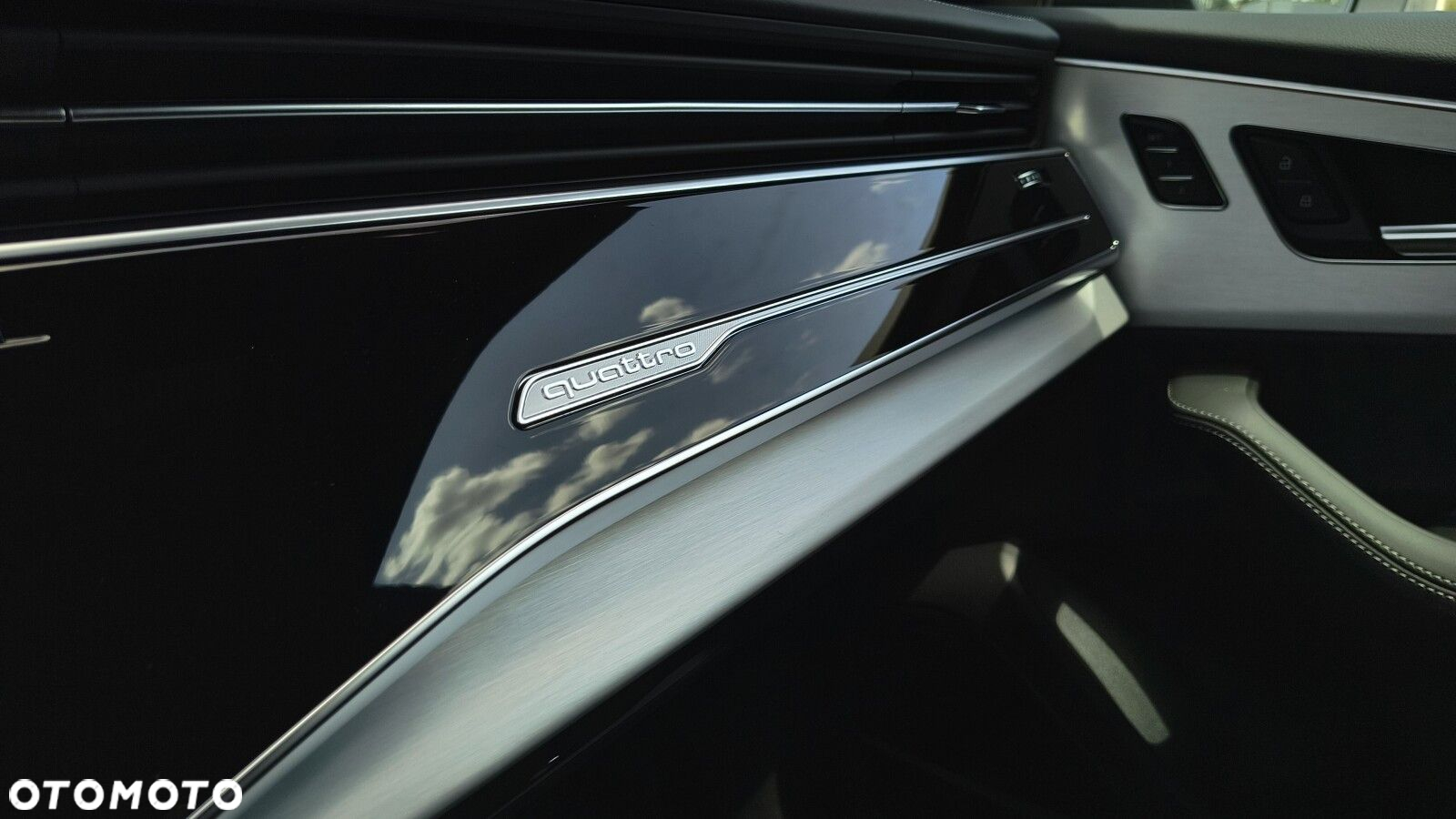 Audi Q8 - 25