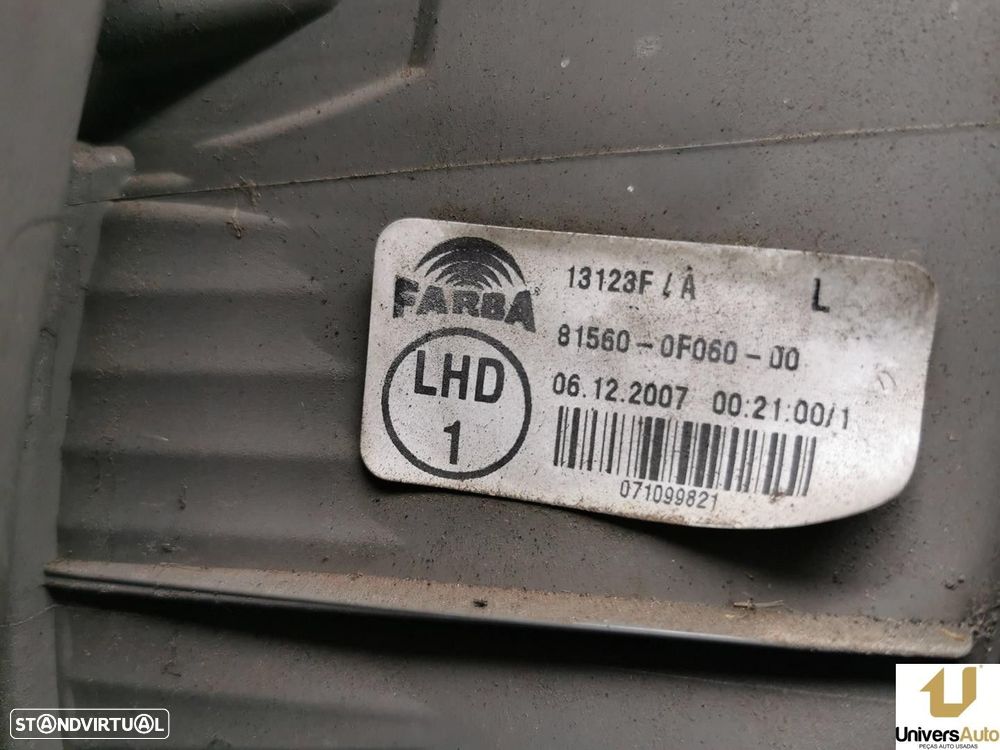 FAROLIM TRASEIRO ESQUERDO TOYOTA COROLLA VERSO 2008 -815600F06000 - 2