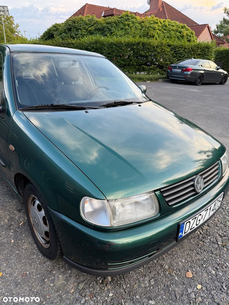 Volkswagen Polo 1.4 Comfortline - 15