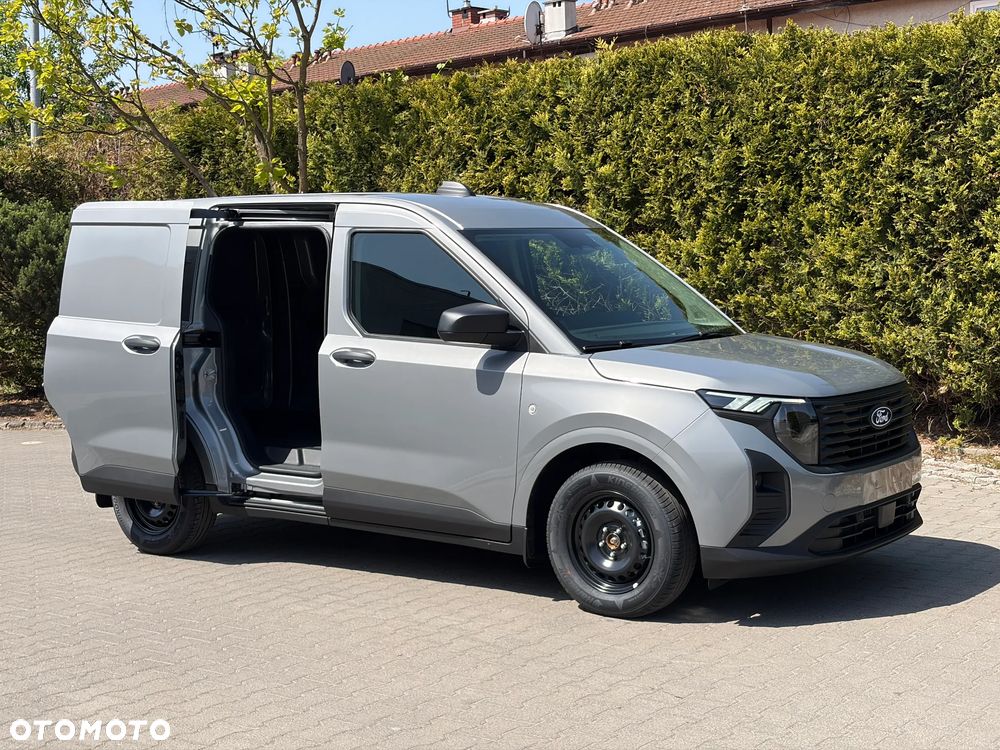 Ford Transit Courier - 4