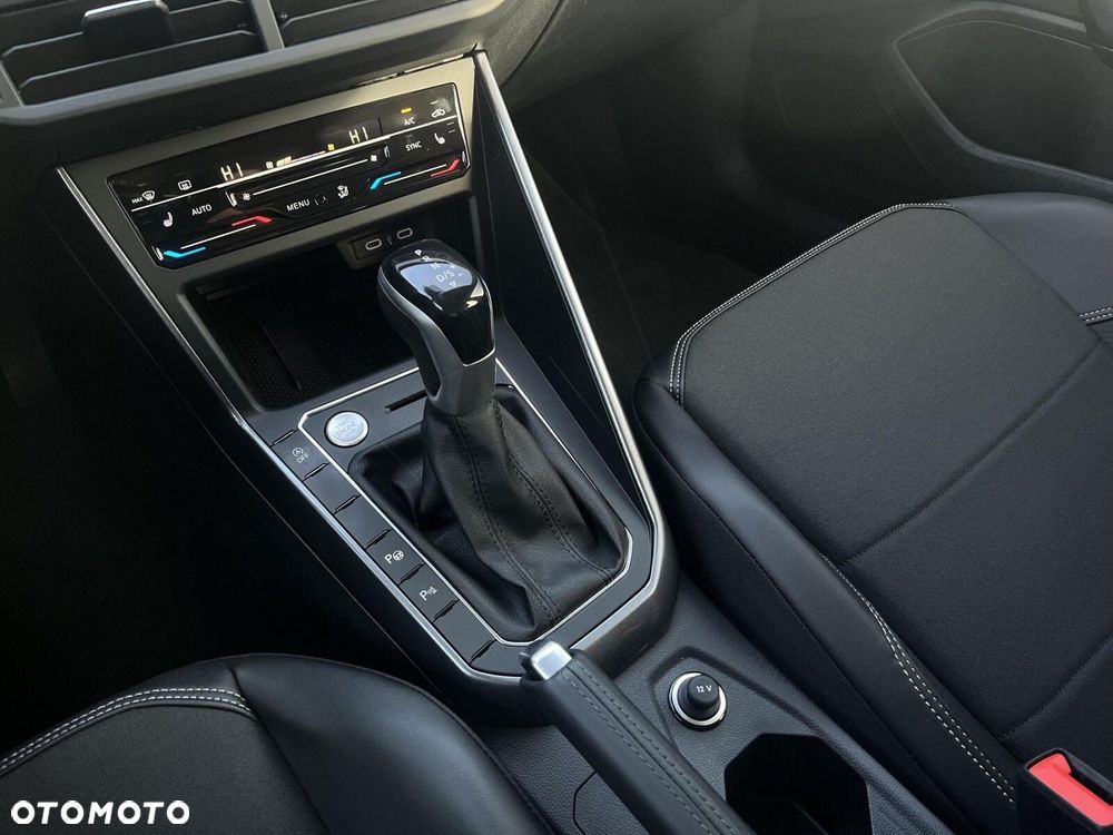 Volkswagen Taigo 1.5 TSI ACT Style DSG - 24