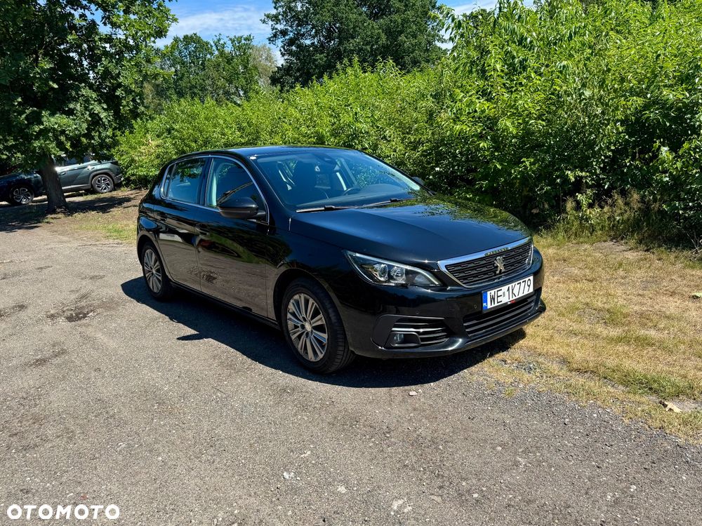 Peugeot 308 - 1