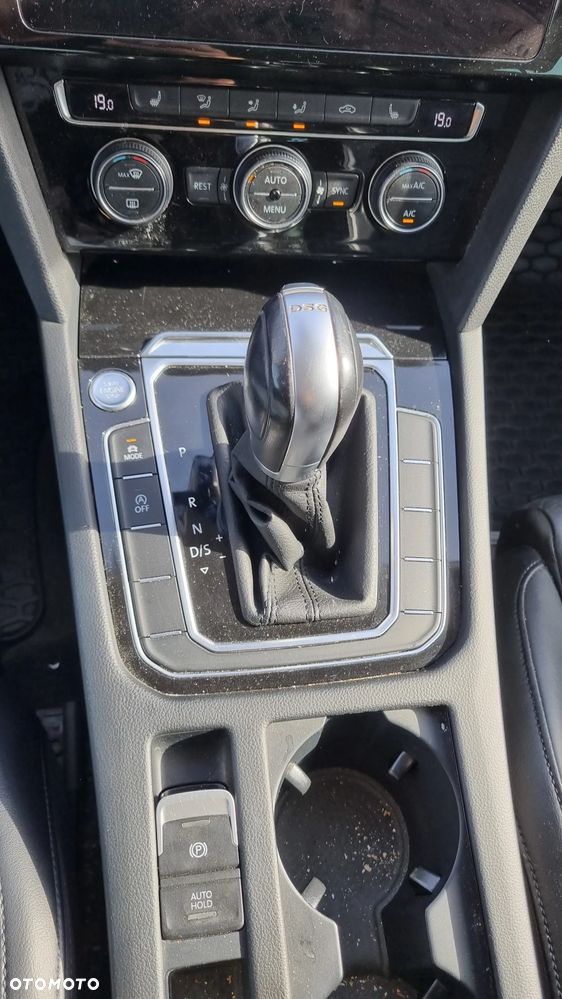 Volkswagen Passat Variant 2.0 TDI BMT Highline DSG - 39