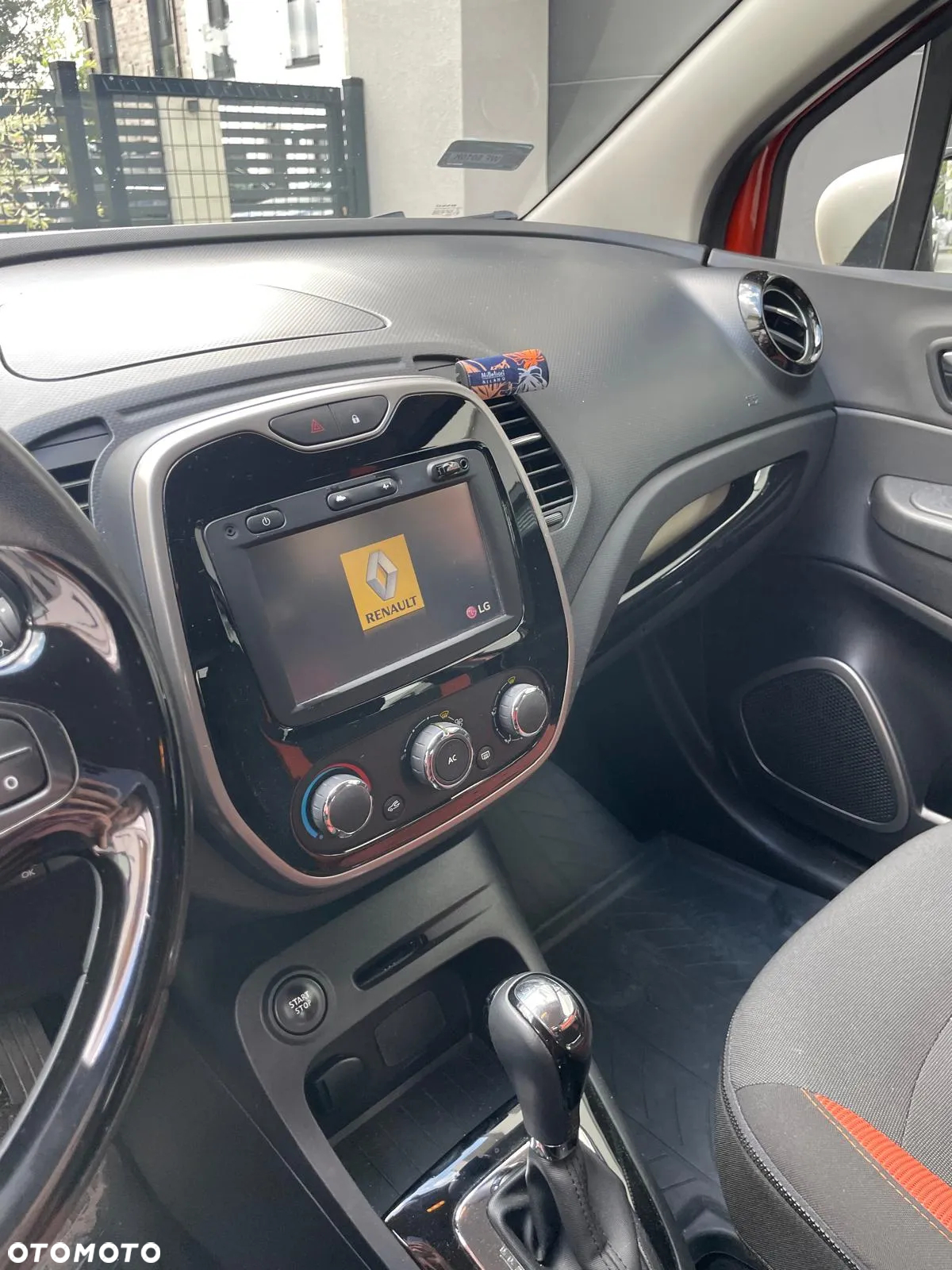 Renault Captur 1.2 TCe Zen EDC - 22