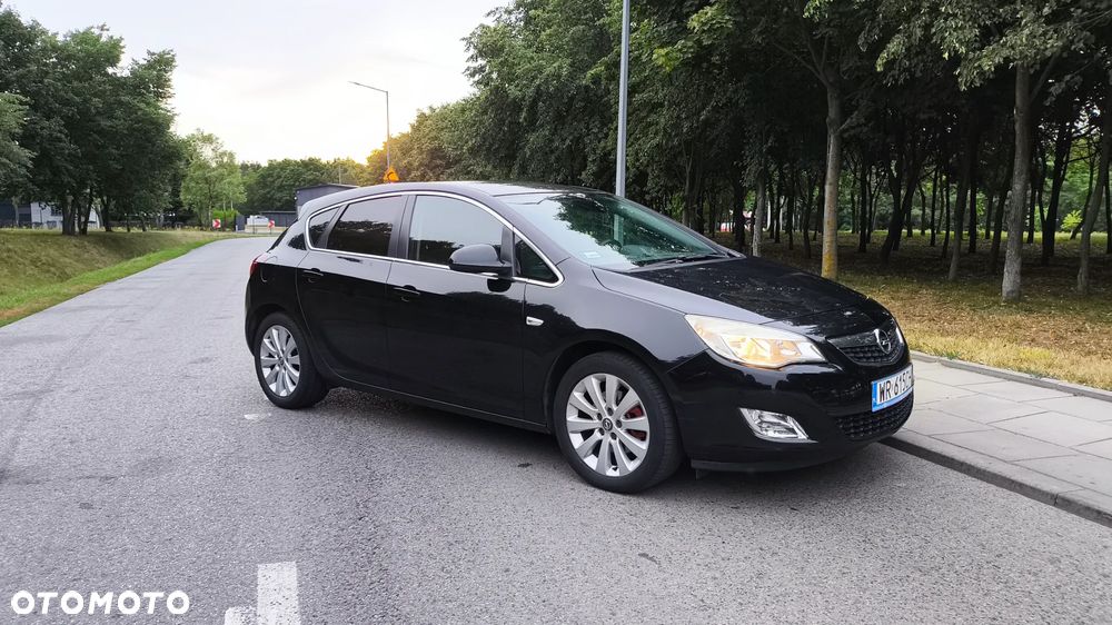 Opel Astra 1.6 Turbo Innovation - 1