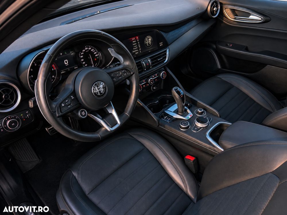 Alfa Romeo Giulia - 3