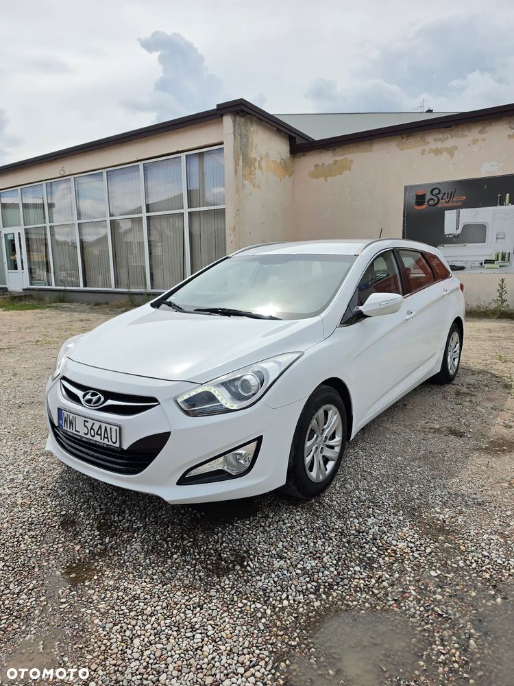 Hyundai i40 Kombi blue 1.6 Classic - 1