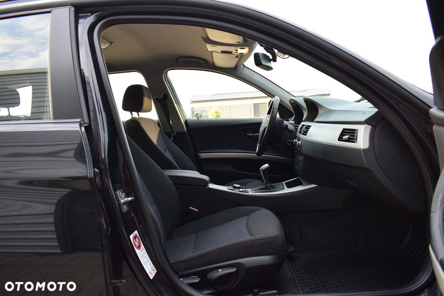 BMW Seria 3 318d DPF Edition Lifestyle - 11