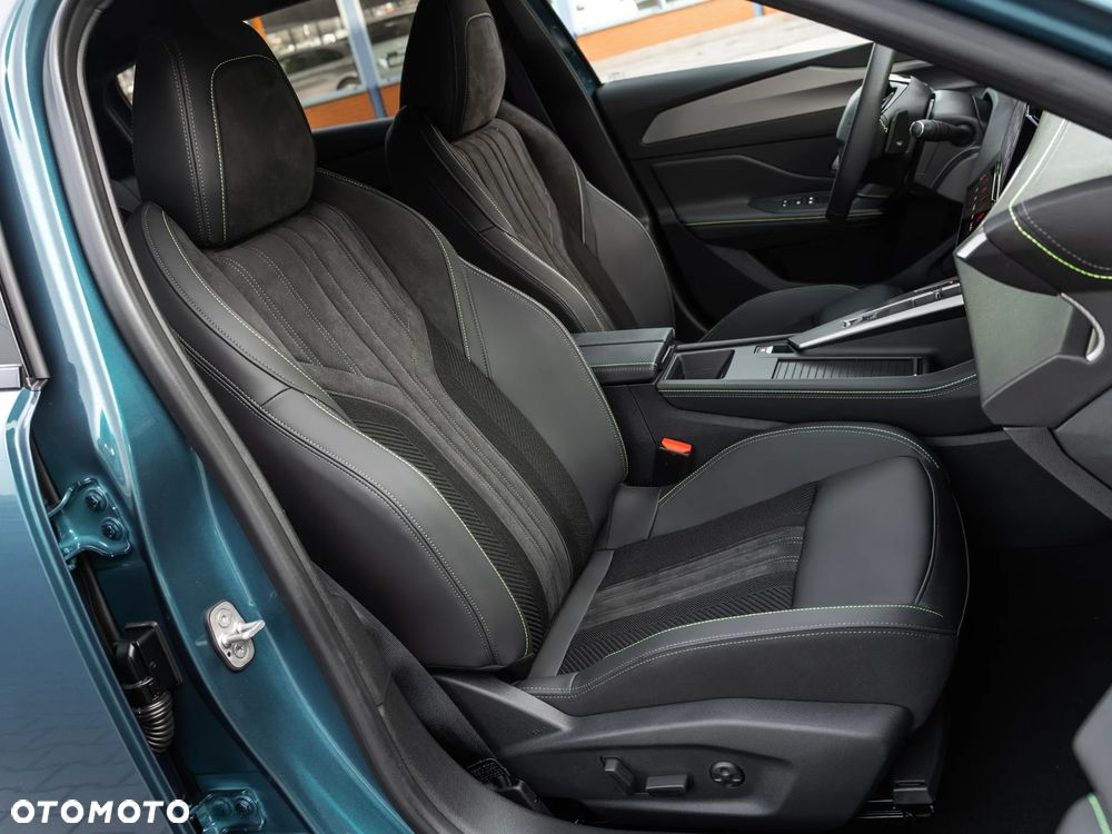 Peugeot 408 1.2 PureTech mHEV GT Exclusive S&S e-DCS6 - 25