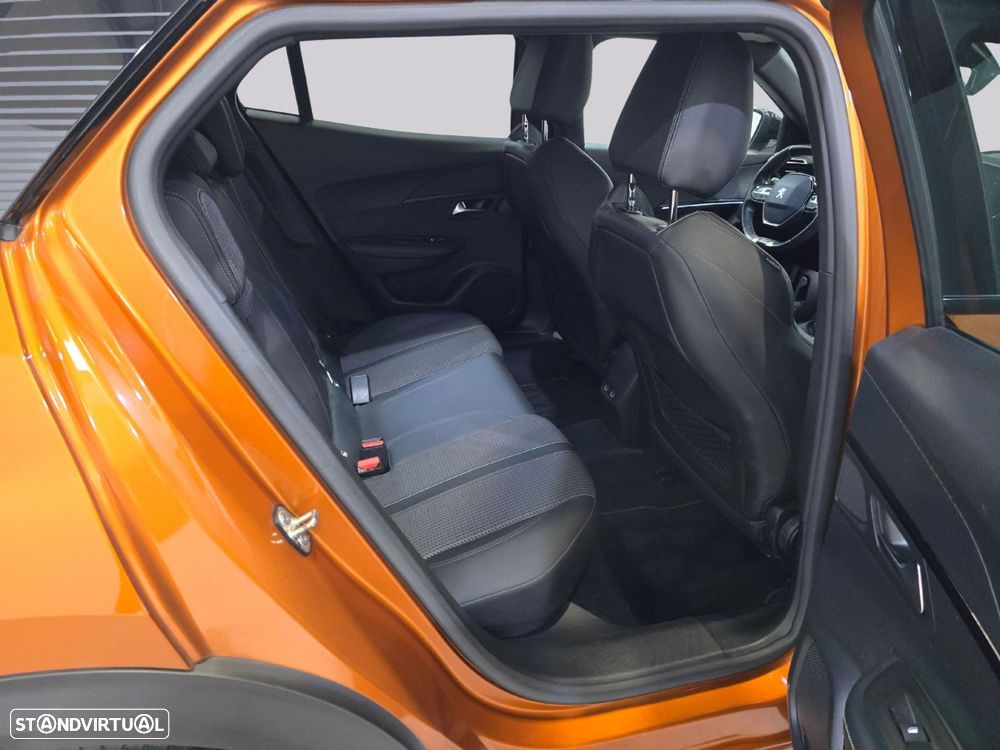Peugeot 2008 - 11
