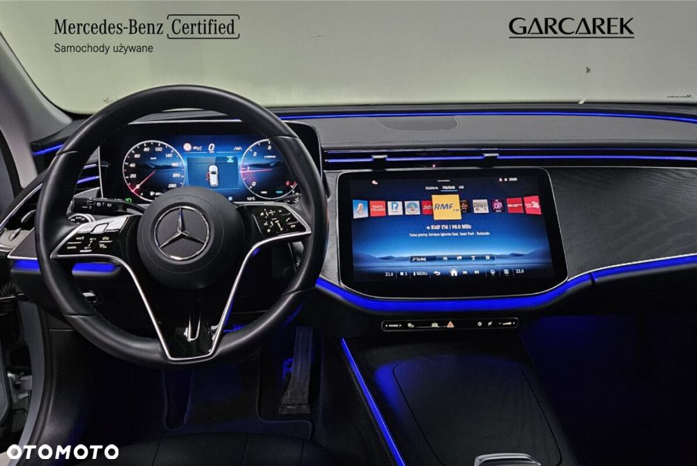 Mercedes-Benz Klasa E - 17