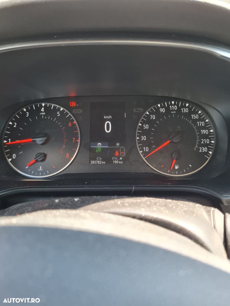 Renault Megane TCE 140 GPF Zen - 8