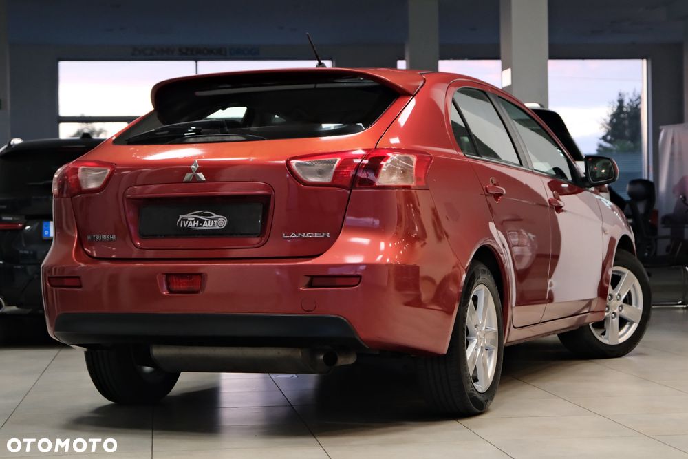 Mitsubishi Lancer - 8