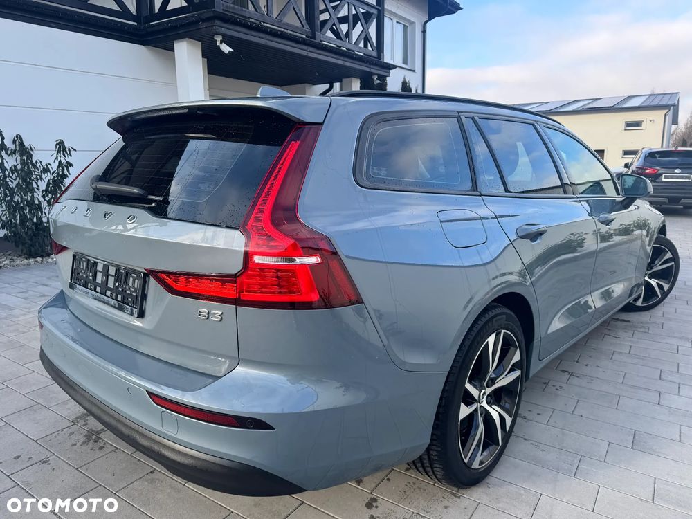 Volvo V60 B3 B DKG Essential - 8