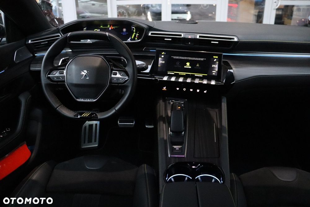 Peugeot 508 Plug-In Hybrid SPORT ENGINEERED - 33