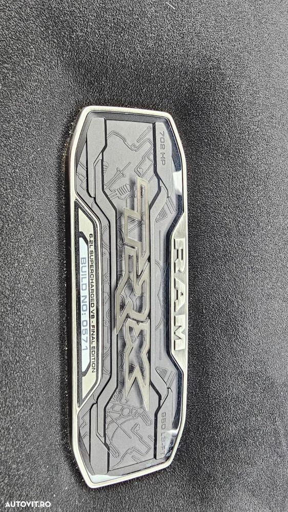 Dodge RAM - 32