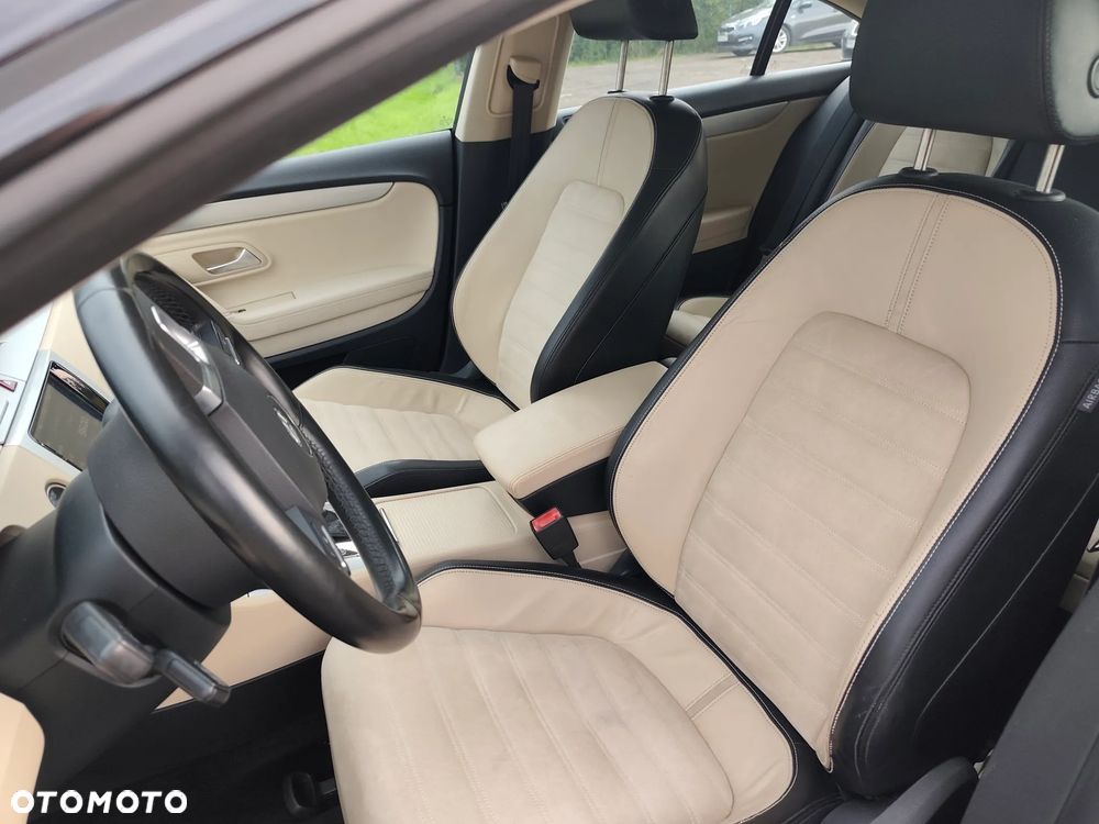 Volkswagen Passat CC - 13