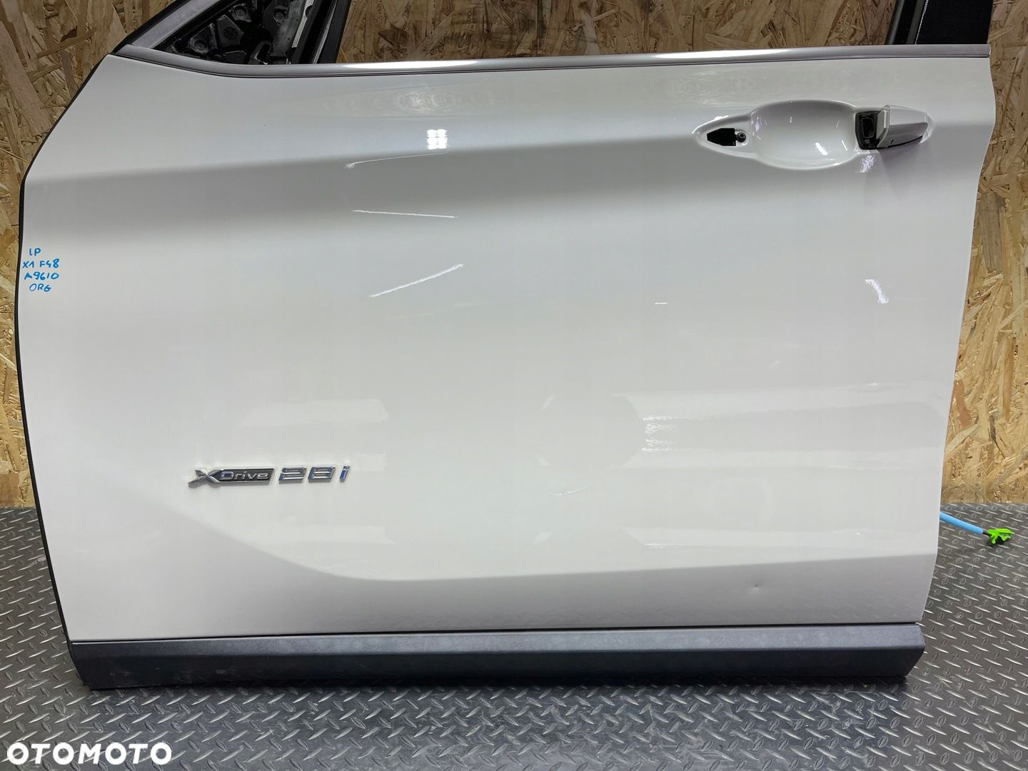 DRZWI LEWE PRZEDNIE LEWY PRZÓD BMW F48 X1 MINERALWEISS A96 - 11