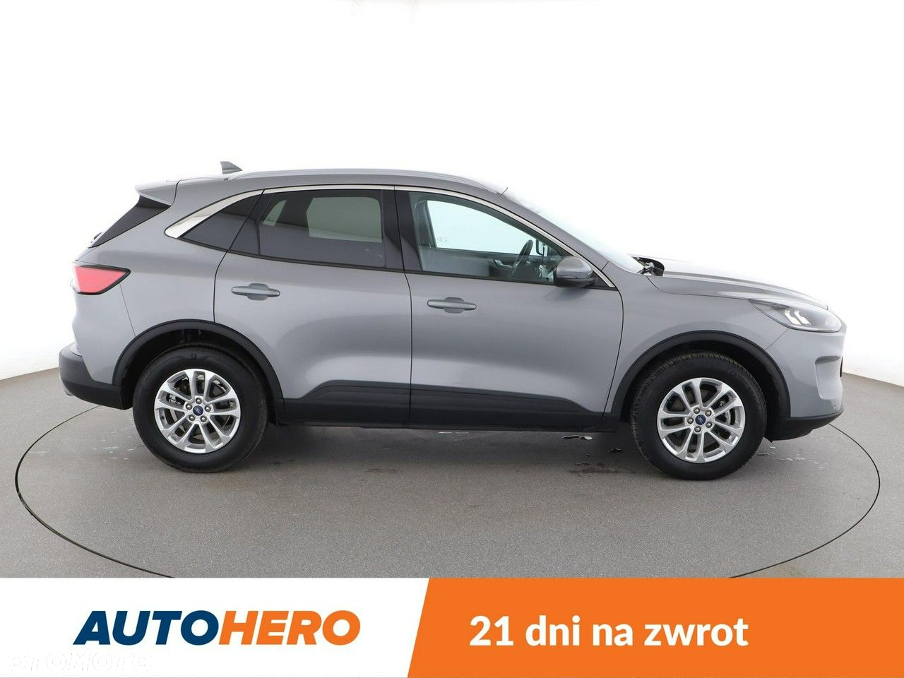 Ford Kuga 2.5 Duratec FHEV TITANIUM - 9