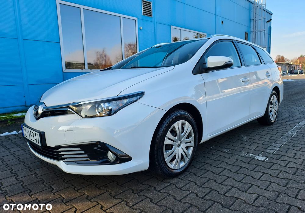 Toyota Auris 1.2 Turbo Edition-S - 2