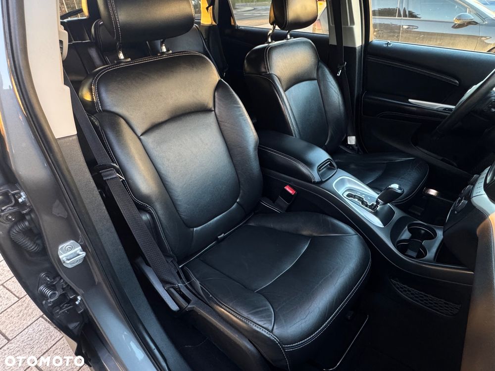 Fiat Freemont 2.0 Multijet 16V DPF Automatik Allrad Lounge - 16