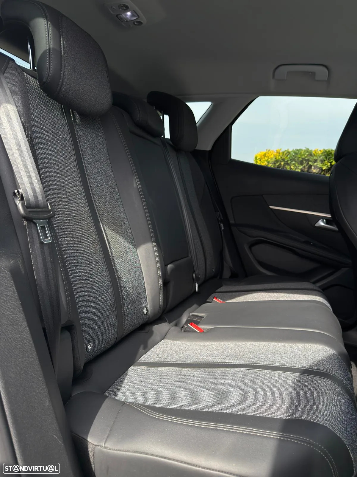 Peugeot 3008 1.2 PureTech Allure - 7
