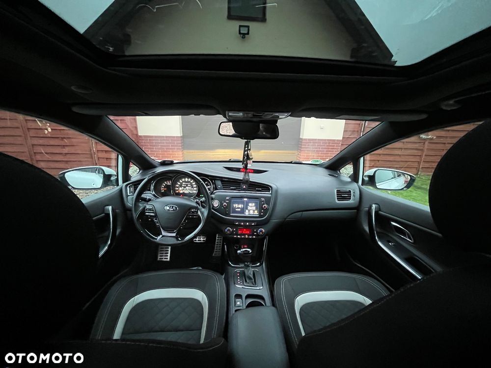 Kia Ceed 1.6 CRDi DCT GT Line - 10