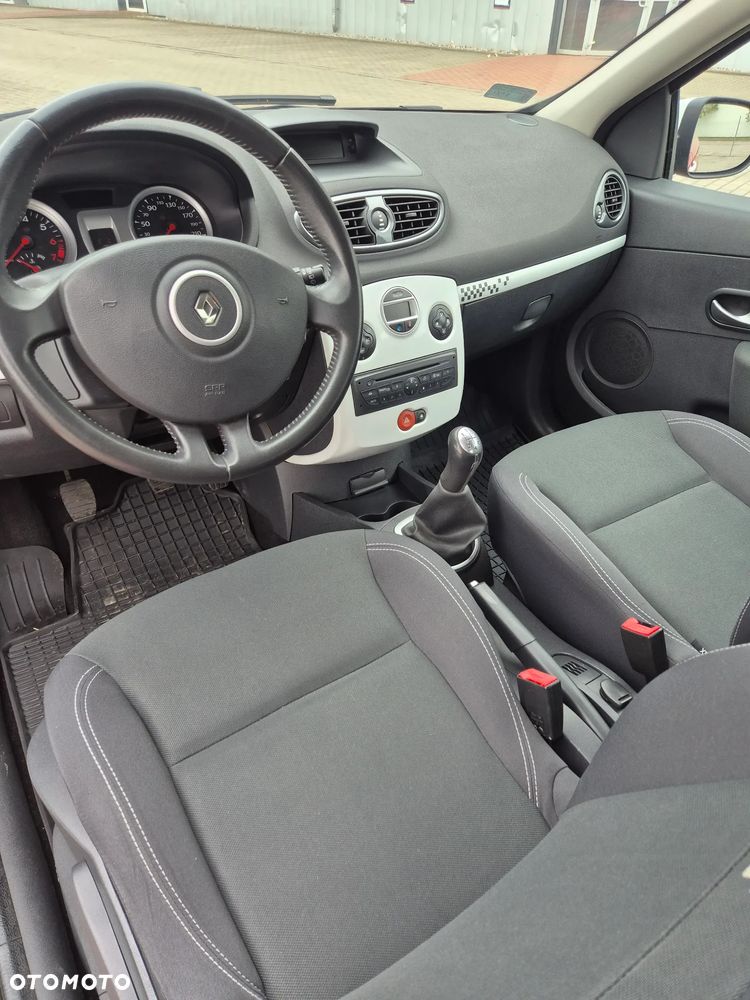Renault Clio 1.2 16V TCE S - 5