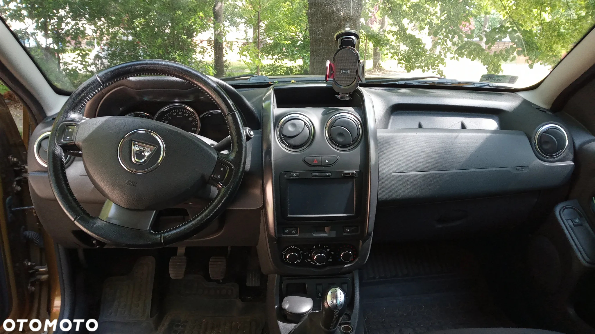 Dacia Duster 1.6 SCe Urban Explorer S&S - 13