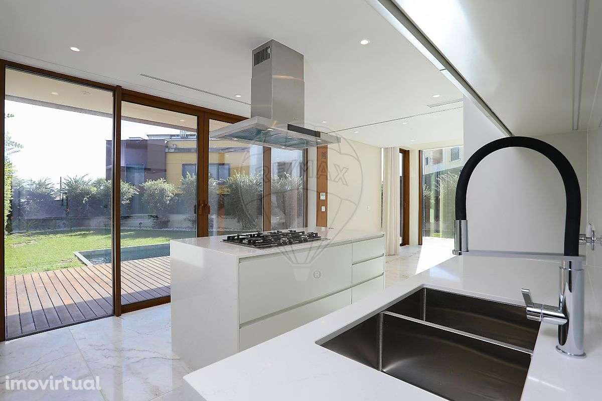 Moradia T4 para arrendamento - Grande imagem: 2/41