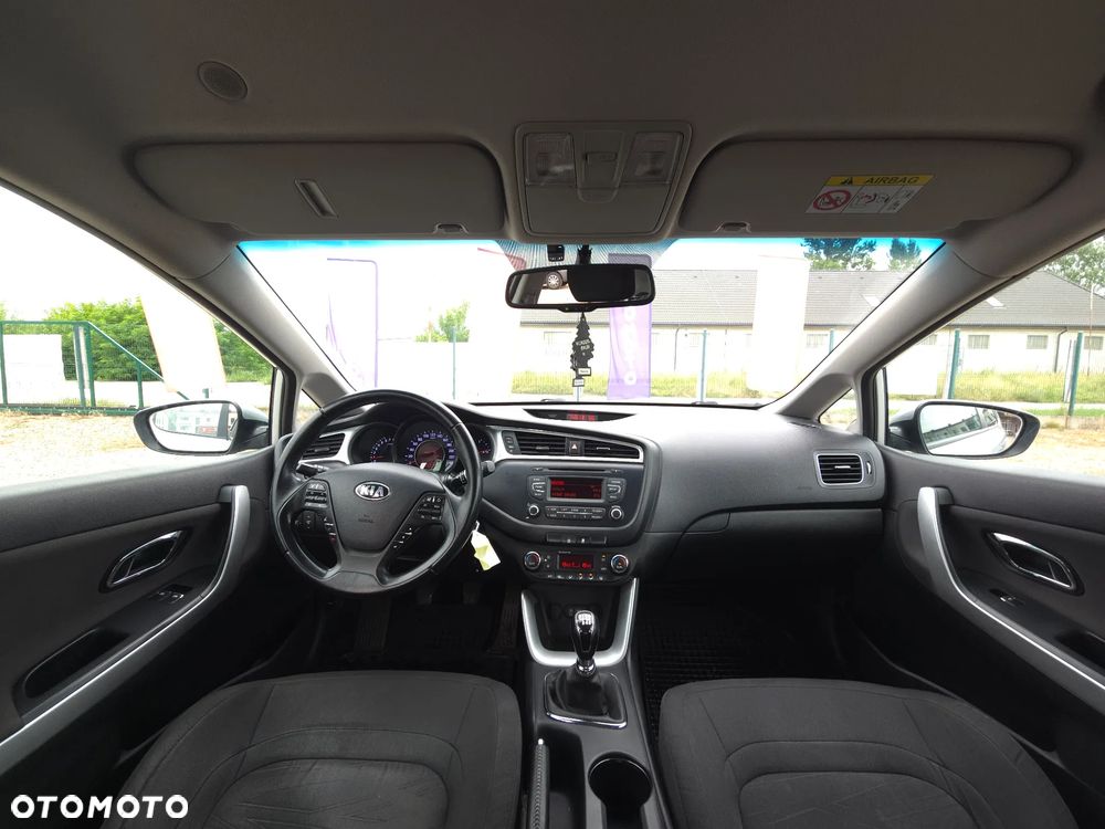 Kia Ceed 1.6 GDI M - 32