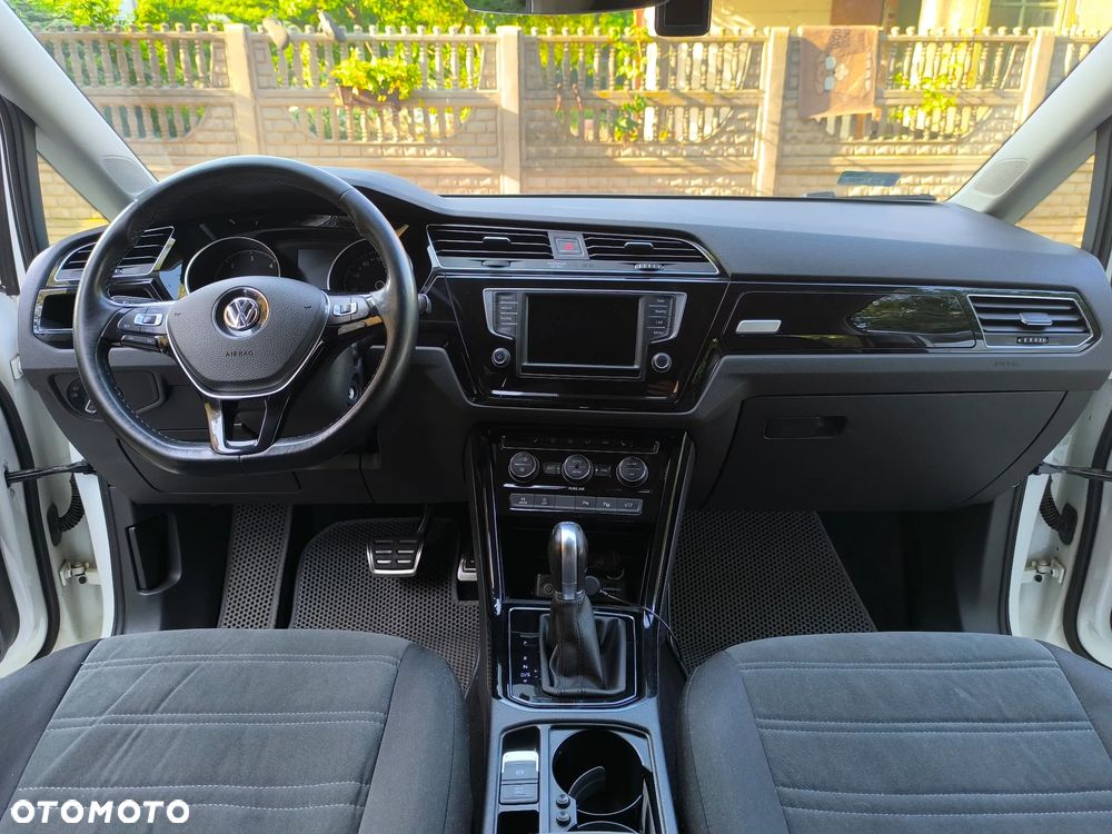 Volkswagen Touran 2.0 TDI BMT Comfortline DSG - 19
