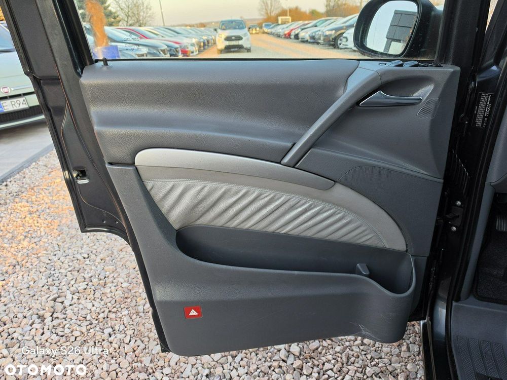Mercedes-Benz Viano - 23