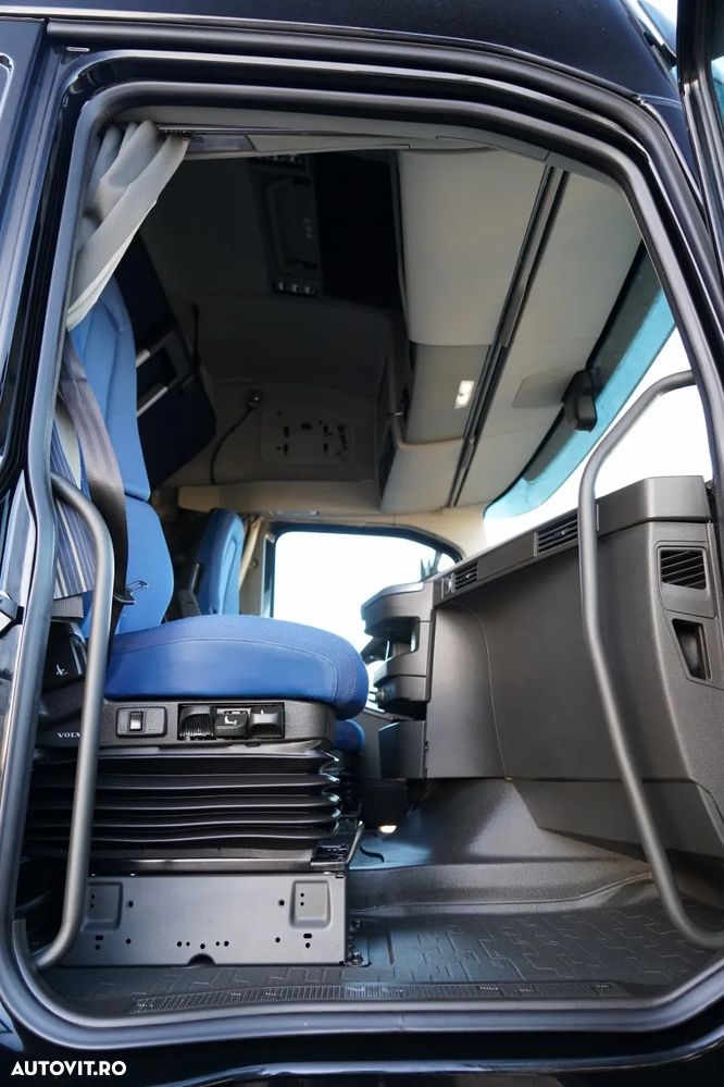 Volvo FH 460 / I-PARK COOL / I SAVE / 2023 - 36