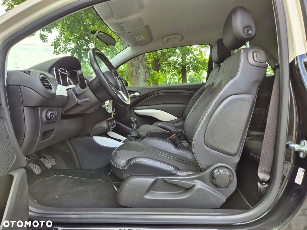 Opel Adam 1.2 White Link - 19