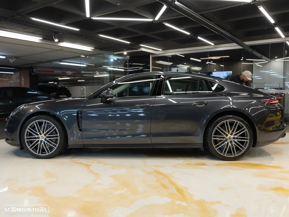 Porsche Panamera 4 Platinum Edition - 7