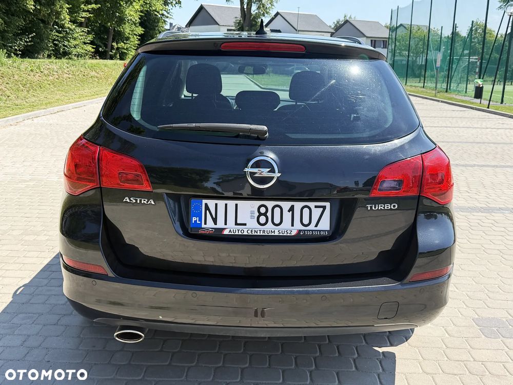 Opel Astra 1.4 Turbo 150 Jahre - 5
