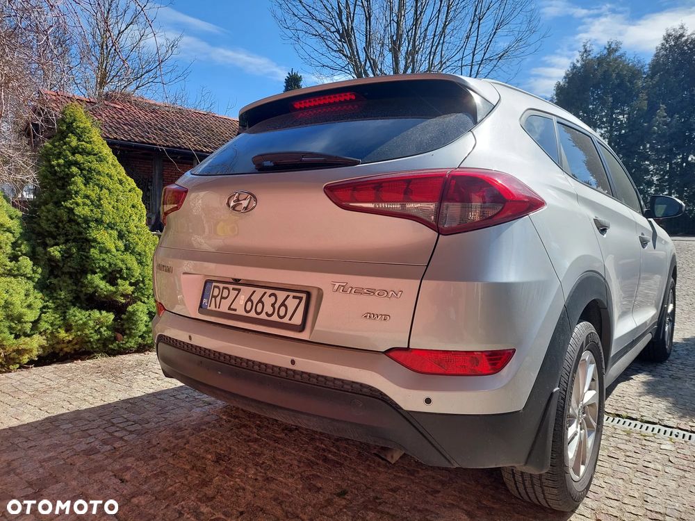 Hyundai Tucson - 4