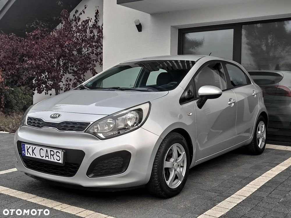 Kia Rio 2011 photo 2