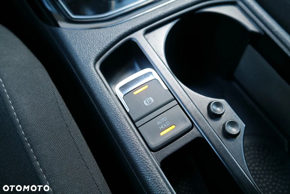 Volkswagen Touran 2.0 TDI BMT Highline DSG - 34