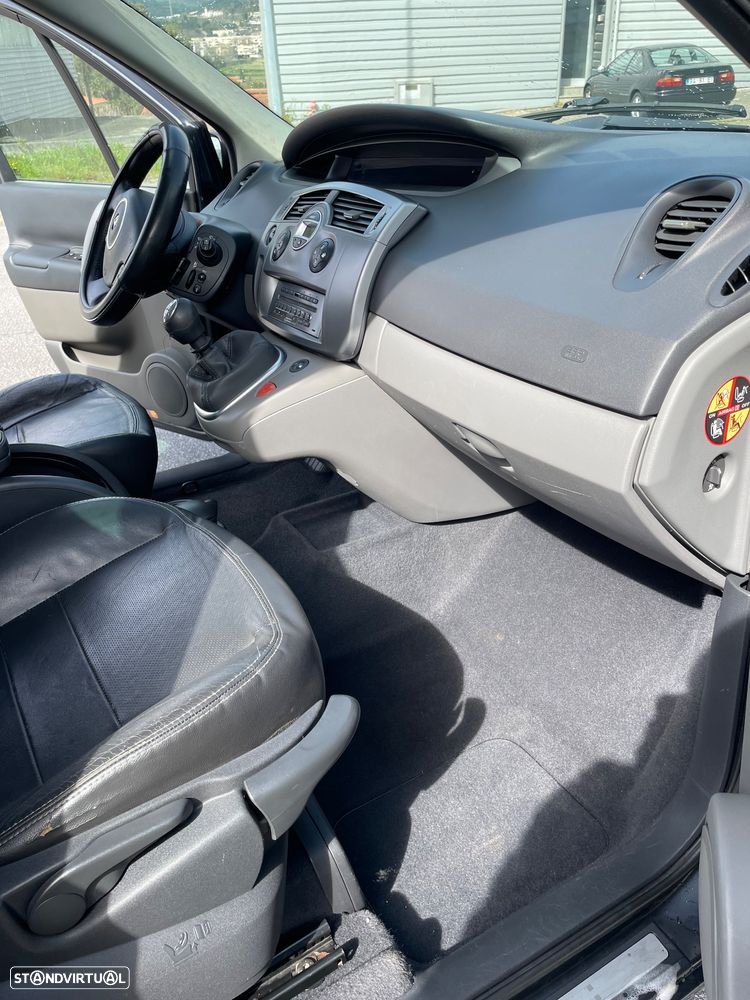 Renault Scénic 1.5 dCi Dynamique S - 20