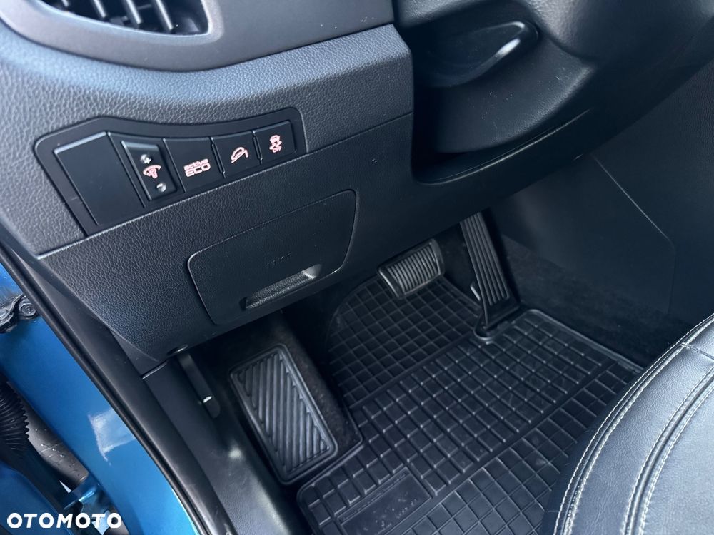 Kia Sportage 2.0 CRDI XL - 31