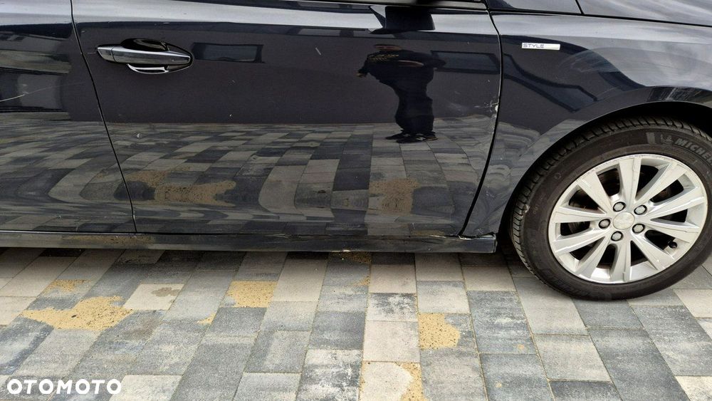 Peugeot 308 1.5 BlueHDi Active Pack Business S&S - 20