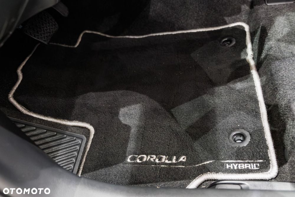 Toyota Corolla - 26