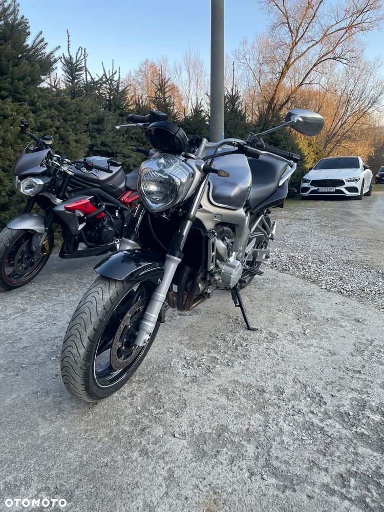 Yamaha FZ6 - 3