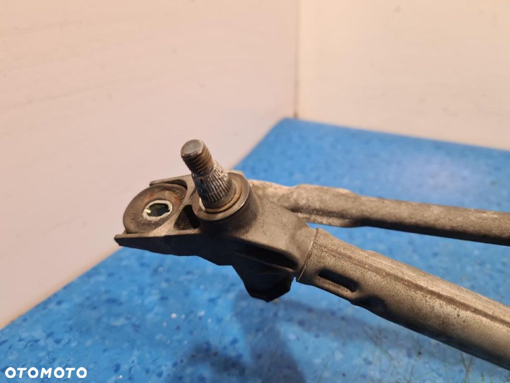 AUDI A4 B5 LIFT MECHANIZM SILNICZEK WYCIERACZEK PRZÓD 8D1955603A - 2